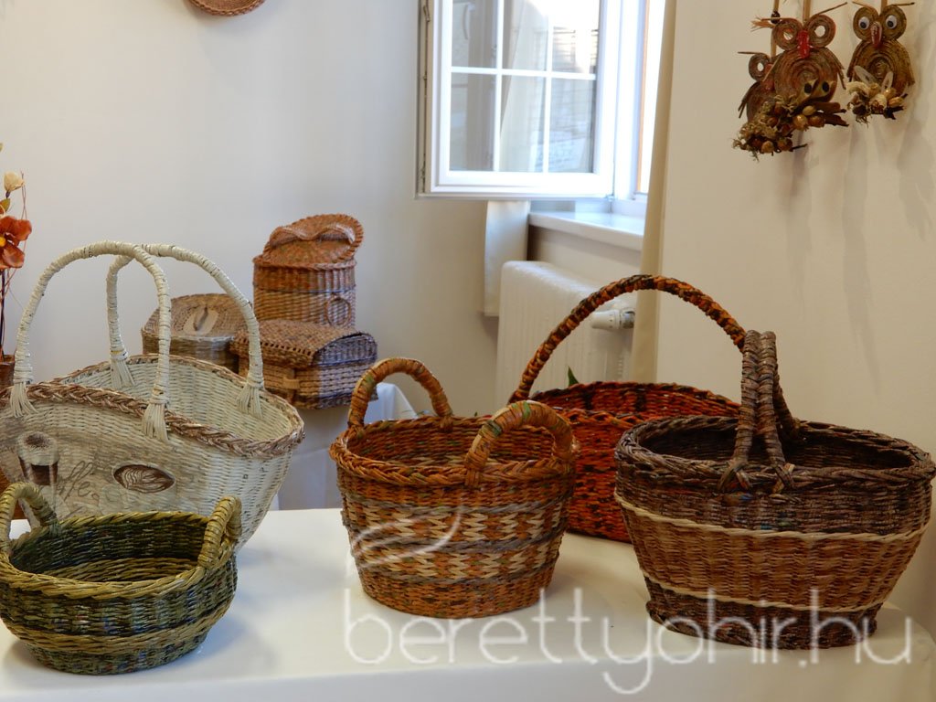 A berettyóújfalui papírfonó kör kiállítása 05